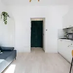 Urban Escape Studio Koszykowa